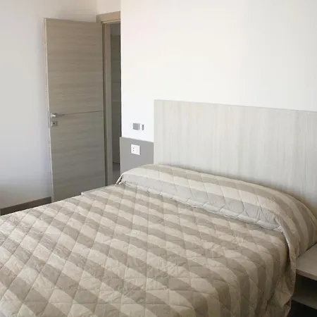 Stylish Flat In Piazza Fontana *