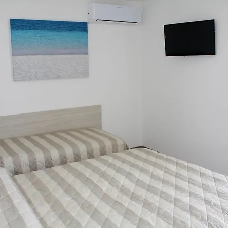 Stylish Flat In Piazza Fontana