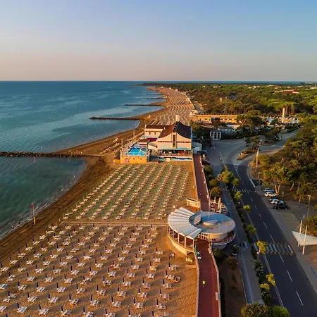 Stylish Flat In Piazza Fontana Lignano Sabbiadoro